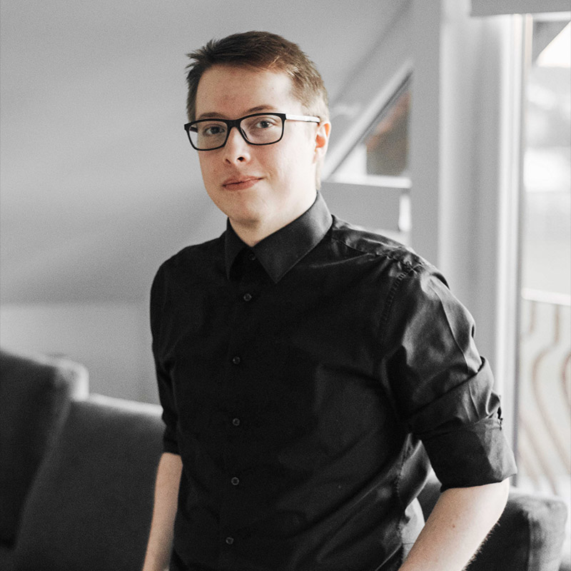 Porträtbild Maxim Schlegel